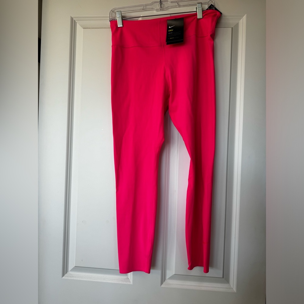 Nike leggings